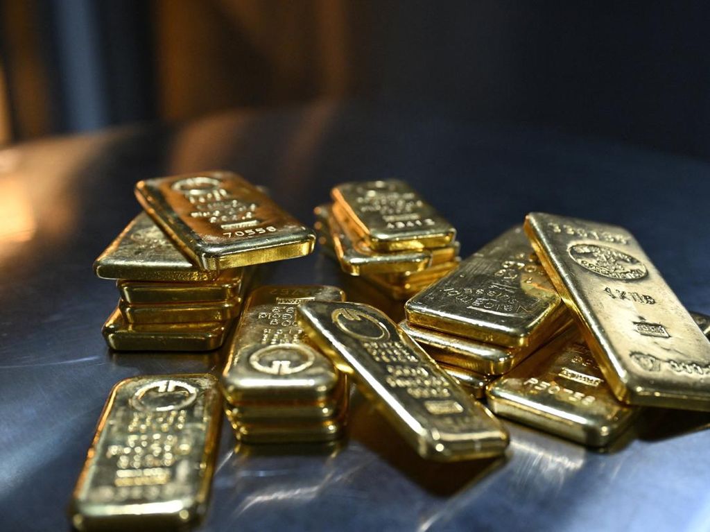 Harga Emas Rontok di Tengah Perang AS & Israel Lawan Iran
